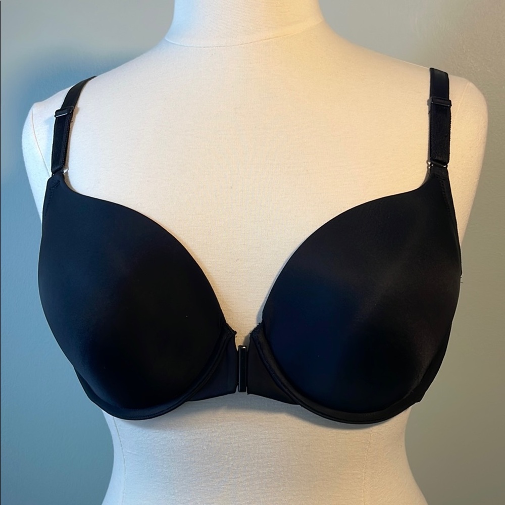 Torrid Front Close Lightly Lined T Shirt Bra